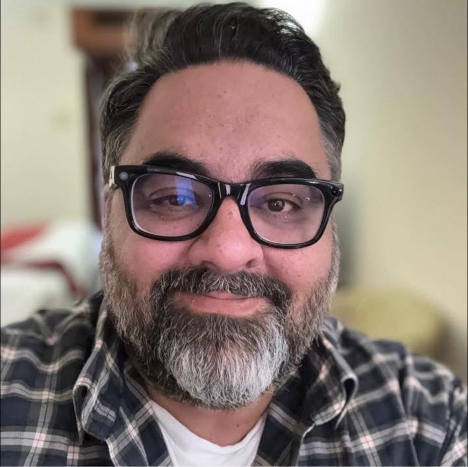 Fasi Zaka